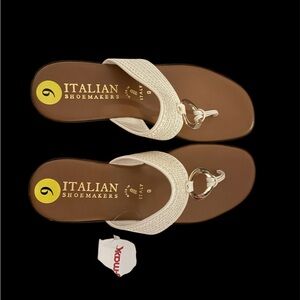 Italian Shoemakers Women's Cream Sandals